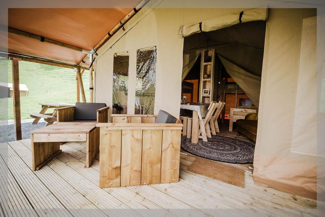 מלון לאנידלויס Ty Llewelyn Glamping & Camping מראה חיצוני תמונה